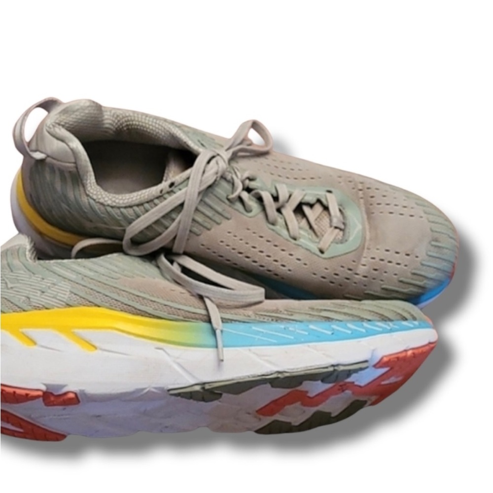 Hoka One One Clifton 5